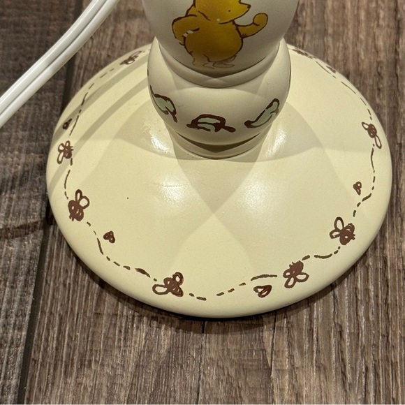 CLASSIC Winnie the Pooh Lamp Base HONEY POT Butterfies Baby Nursery Decor Works - Picture 8 of 10